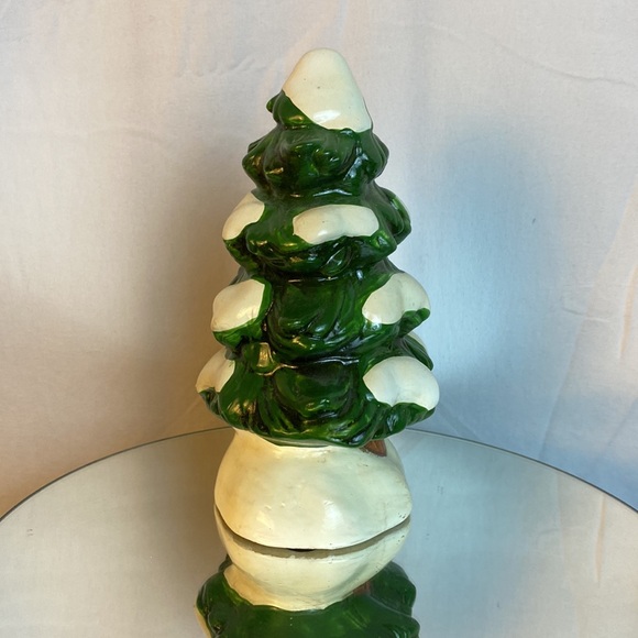 Vintage Lefton Green and White Ceramic Christmas Tree Display - Picture 2 of 7